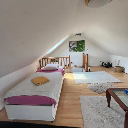Homestay Cdg, Private 4 Roissy-en-France